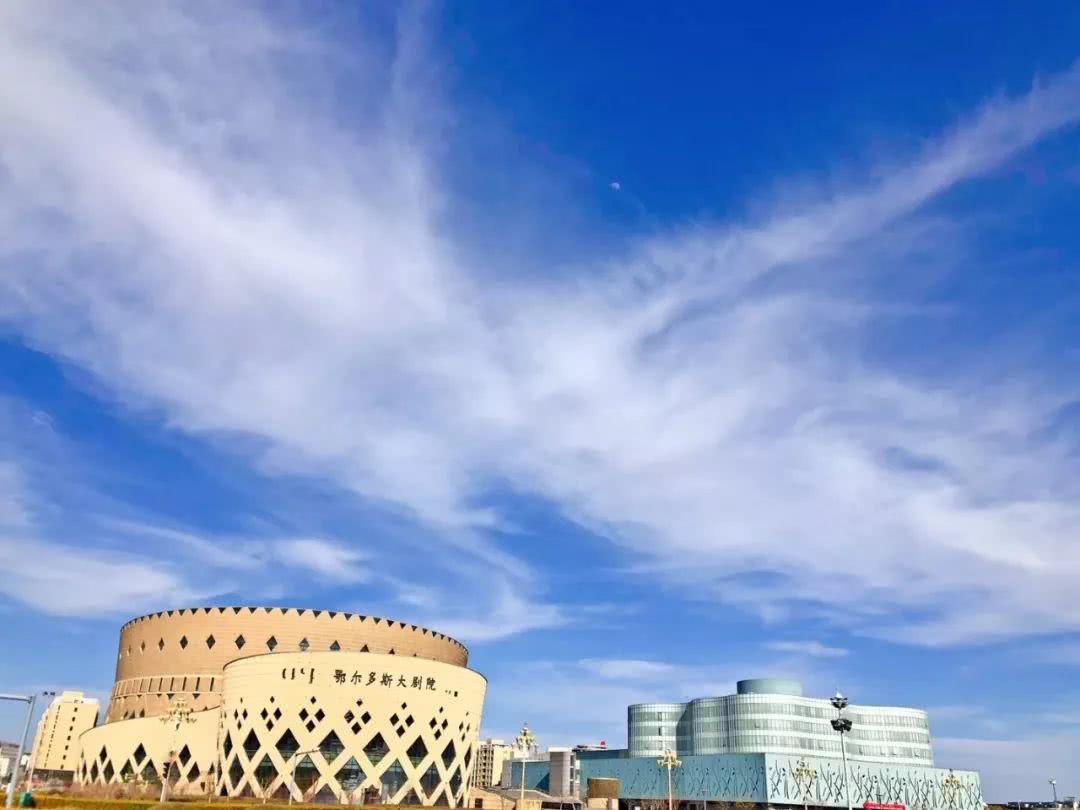 鄂尔多斯，草原之光，文化与发展的交响盛宴